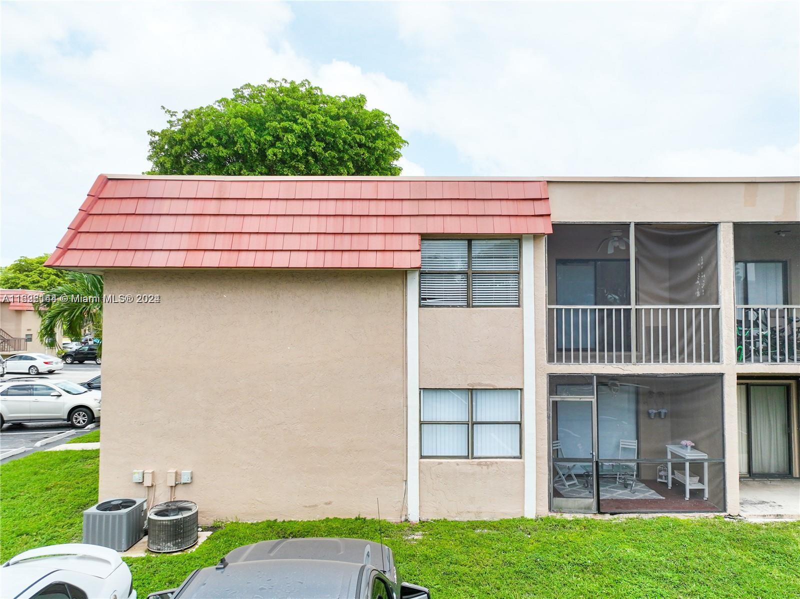 HERON AT THE HAMMOCKS TWO - Residential