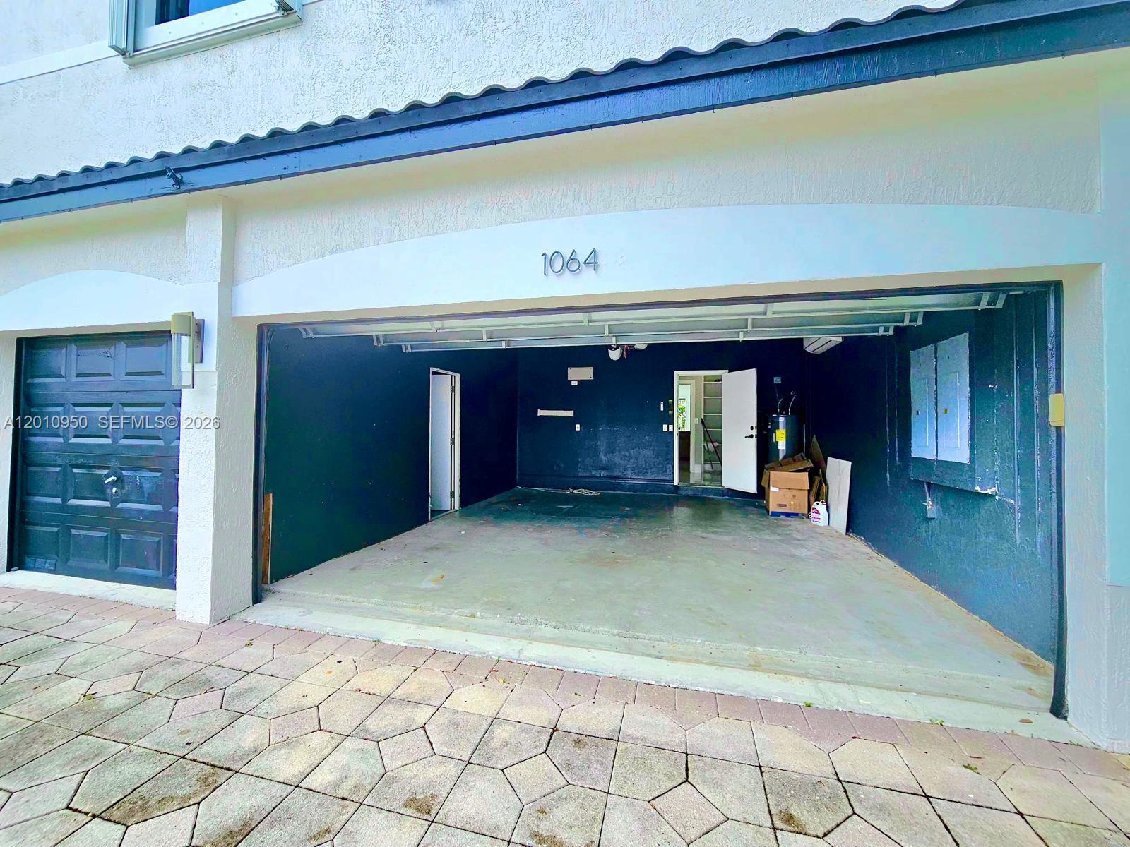 PASADENA AT PEMBROKE SHOR - Residential Lease
