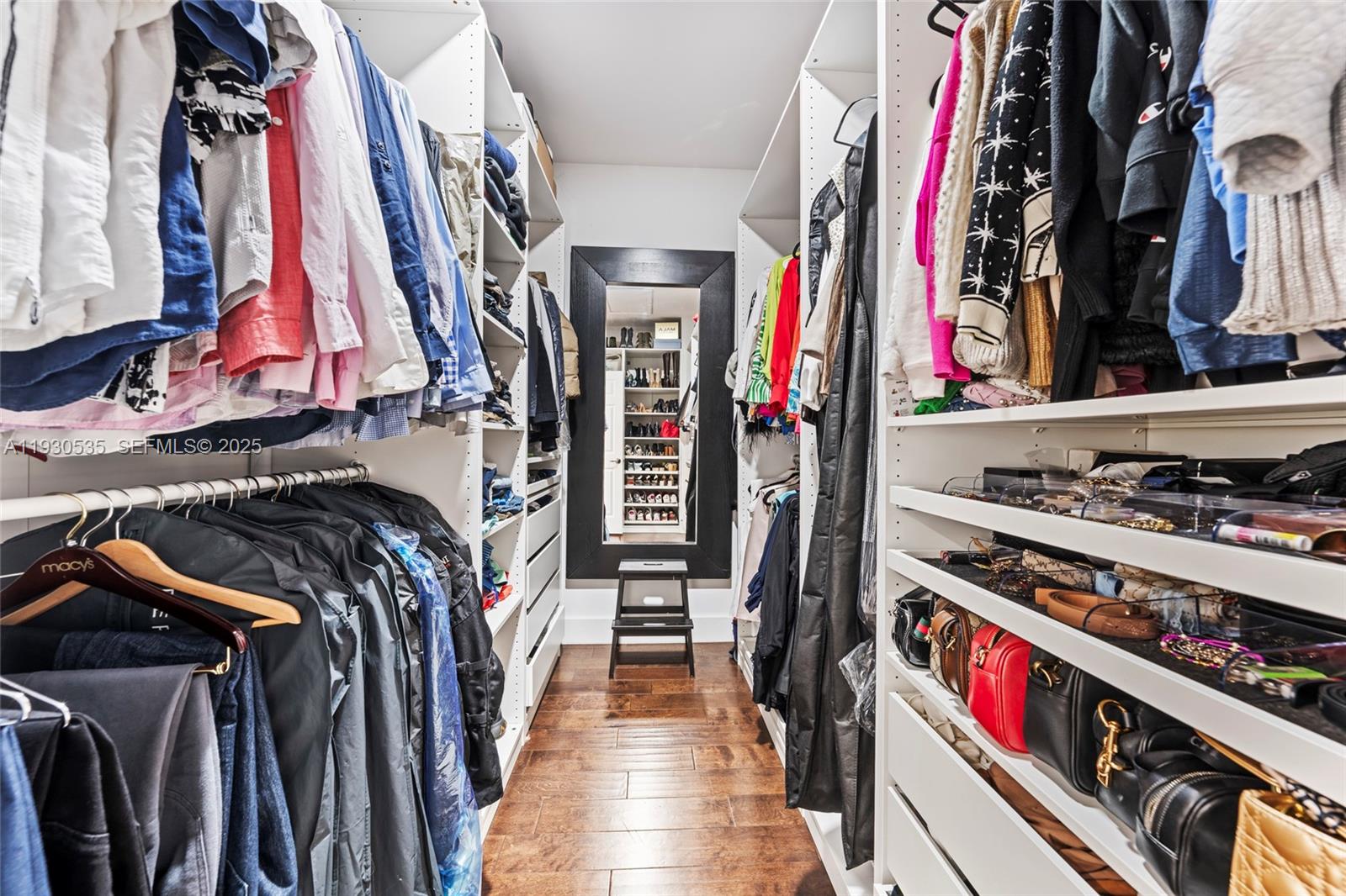 VINTAGE ESTATES - Residential Lease