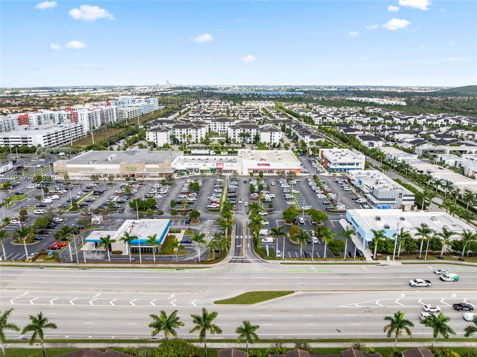 VINTAGE ESTATES - Residential Lease