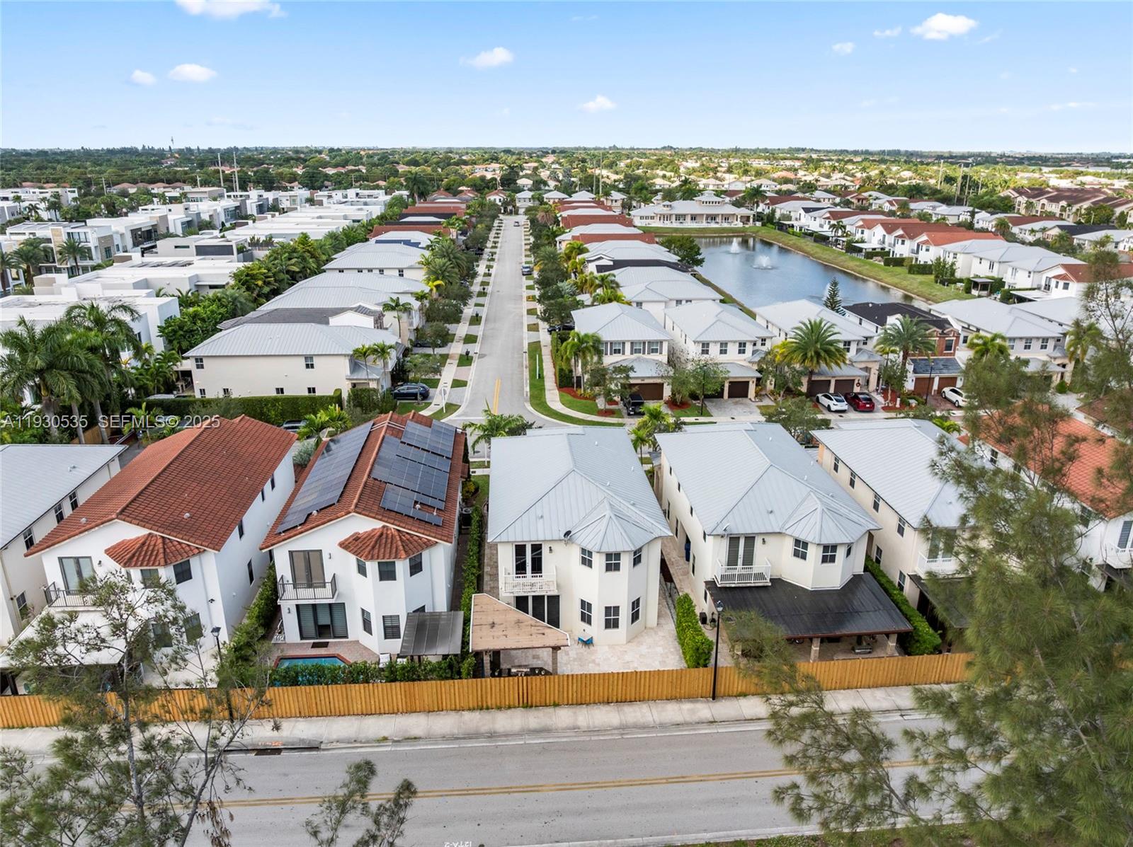 VINTAGE ESTATES - Residential Lease