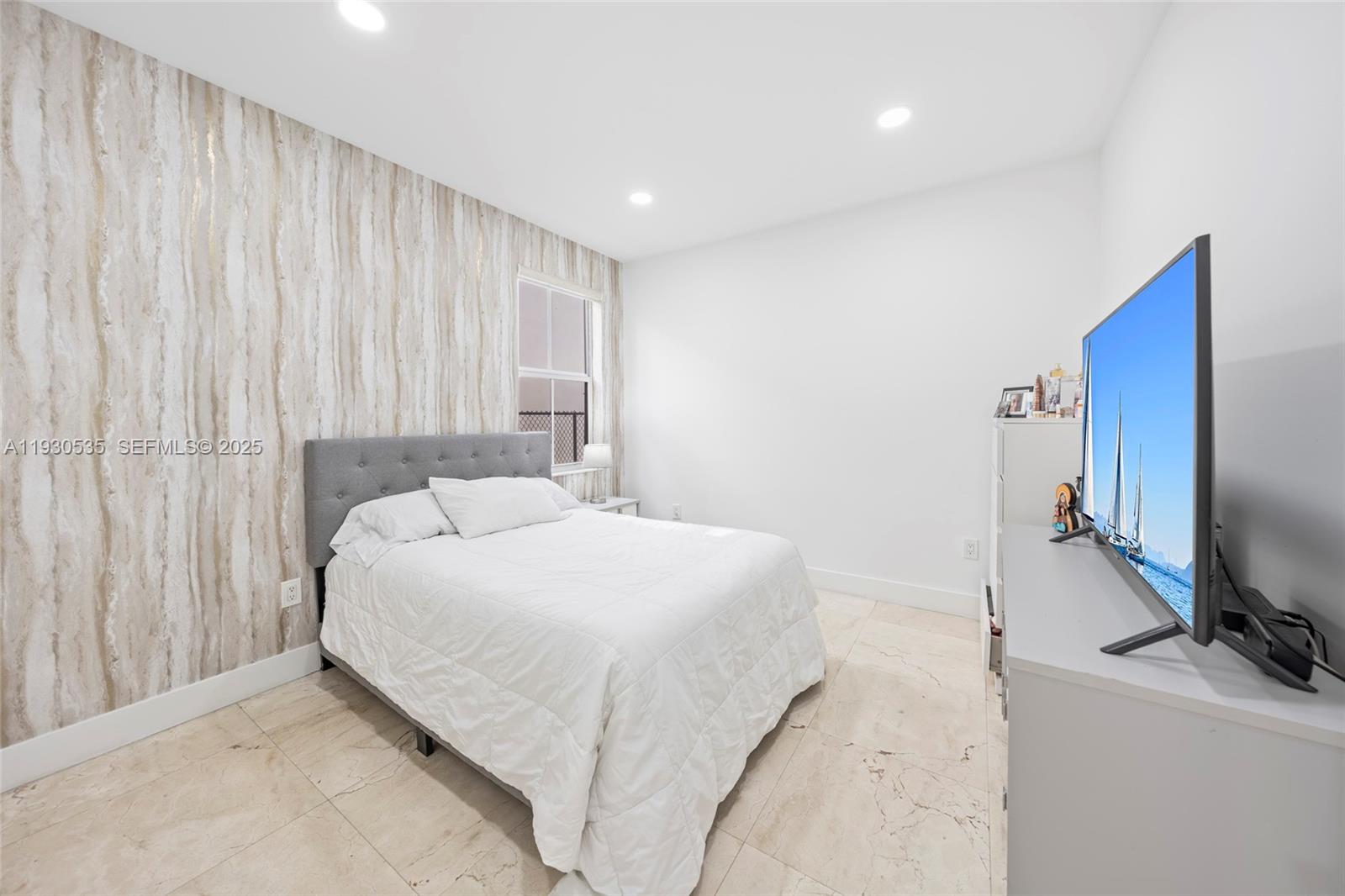 VINTAGE ESTATES - Residential Lease