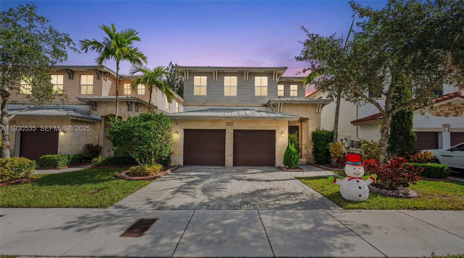 VINTAGE ESTATES - Residential Lease