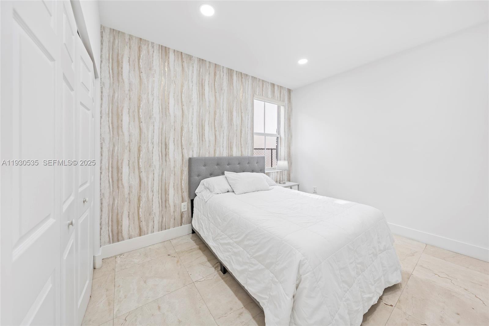 VINTAGE ESTATES - Residential Lease