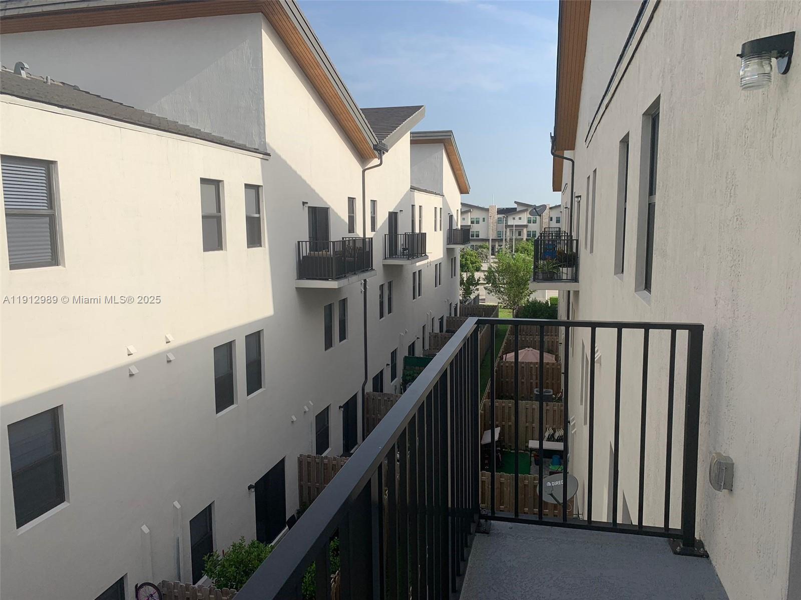 HIGHLAND AT PARK CENTRAL - Residential Lease