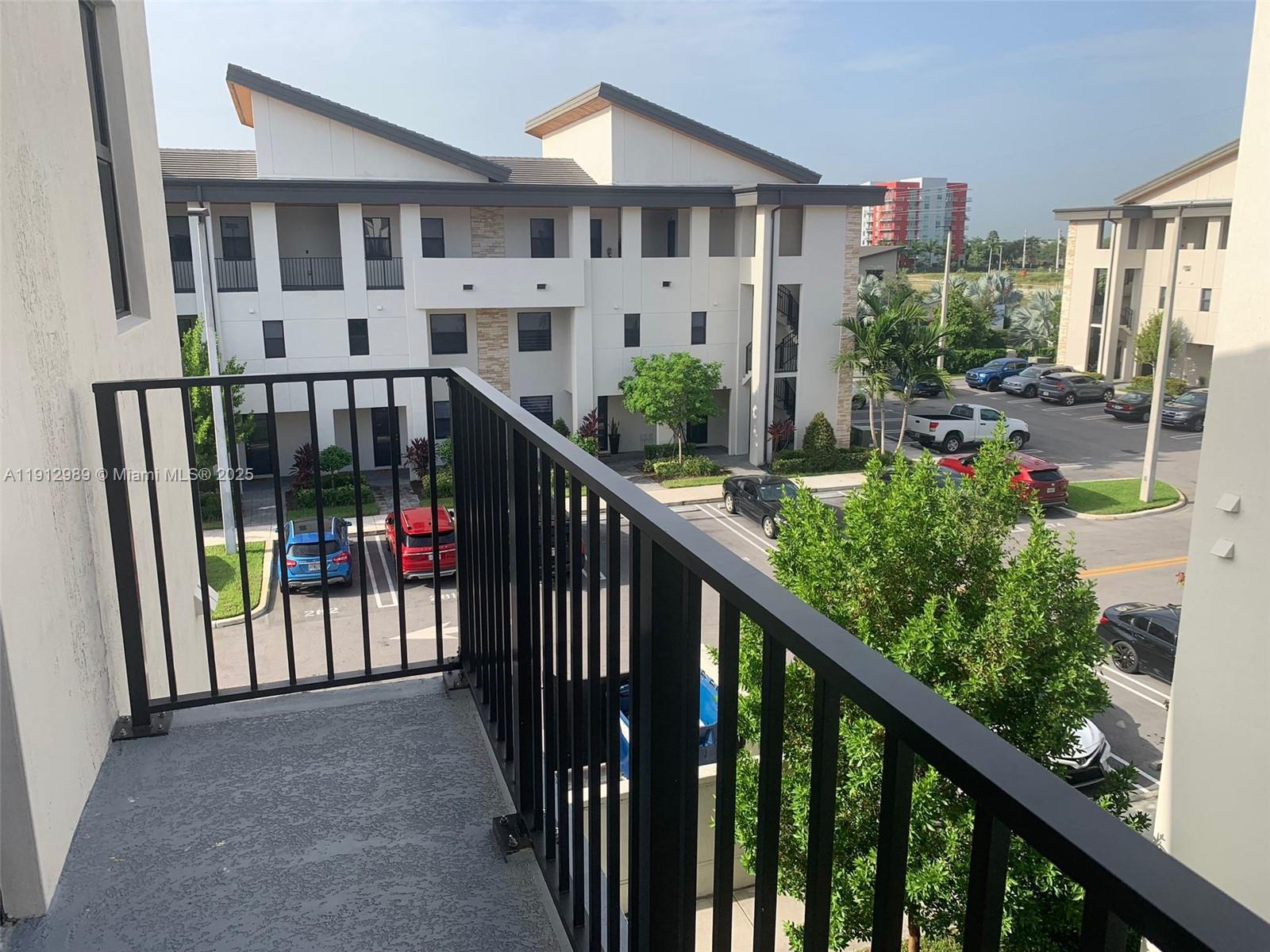 HIGHLAND AT PARK CENTRAL - Residential Lease