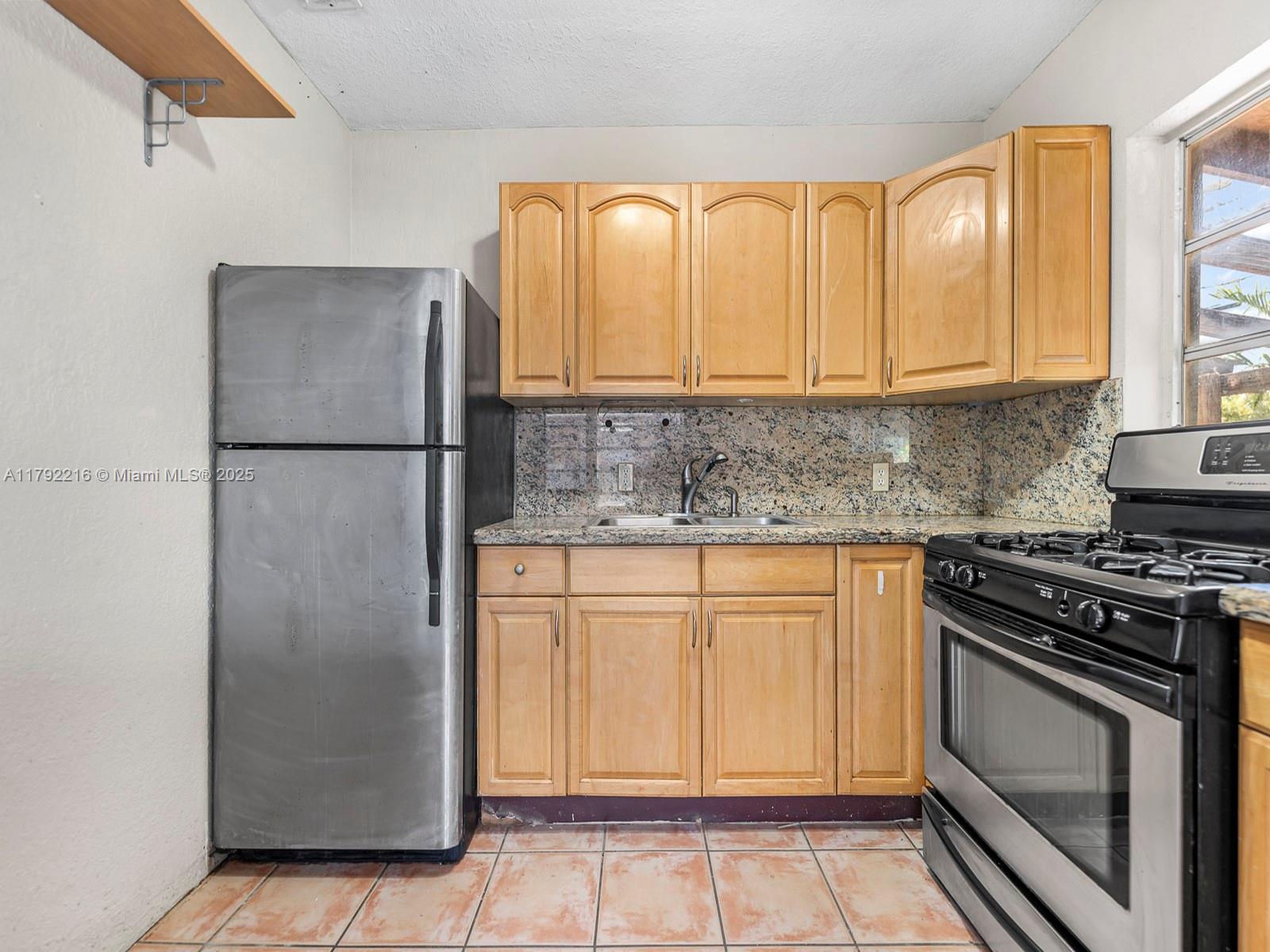 SYLVANIA HEIGHTS - Residential