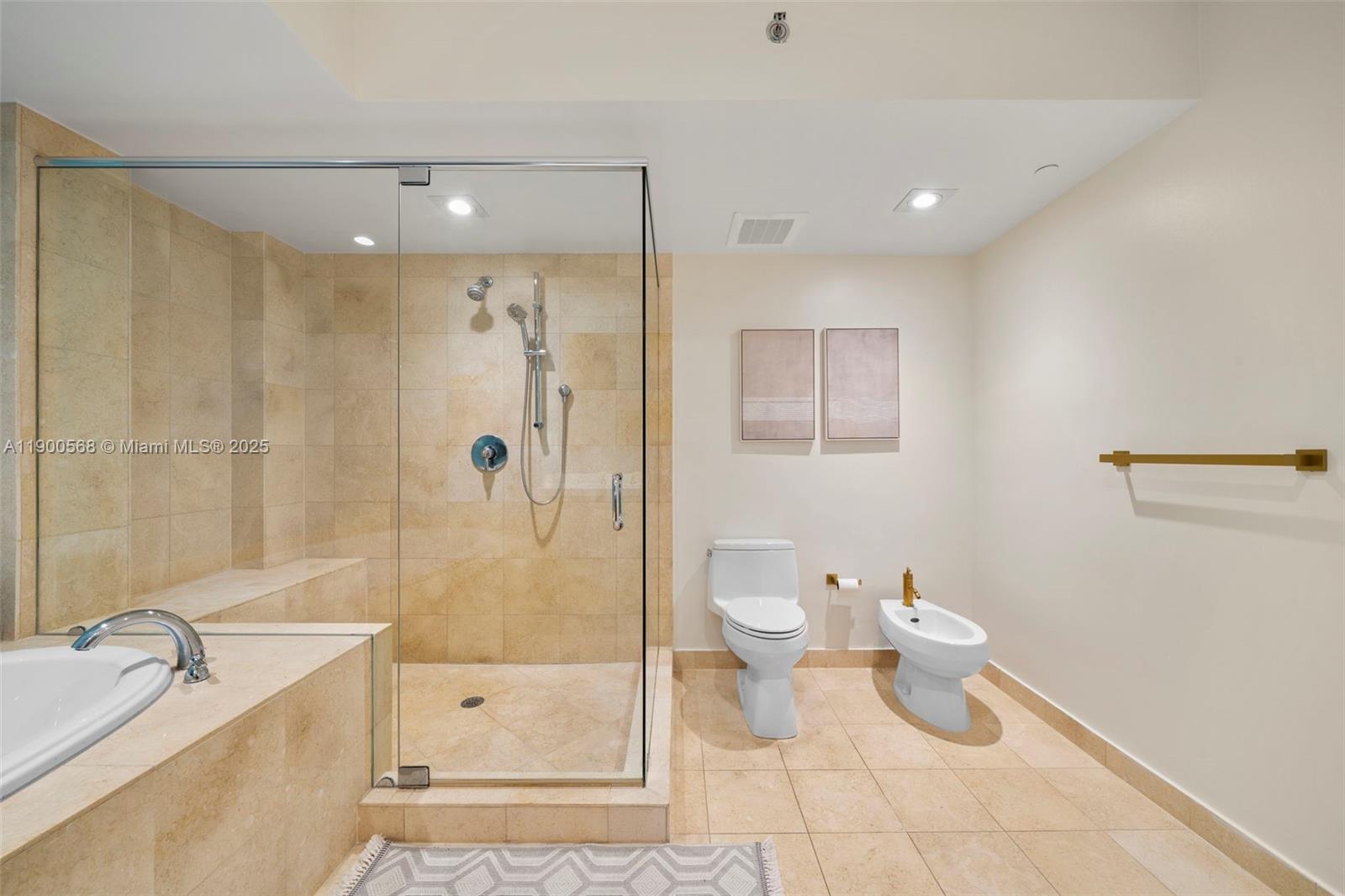 BEACH CLUB TWO CONDO - Residential Lease