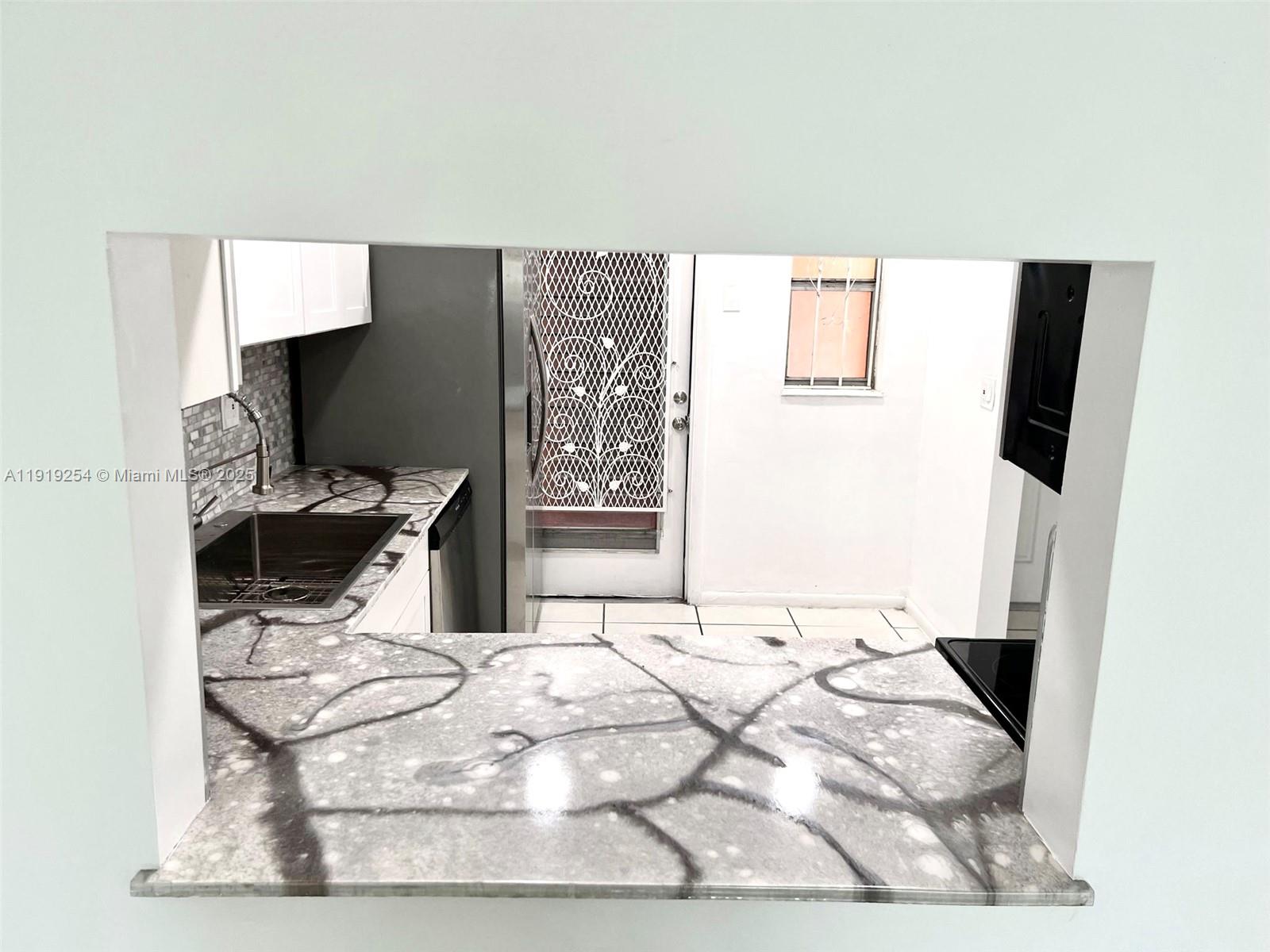 STAR LAKES ESTATES NO 5 C - Residential Lease