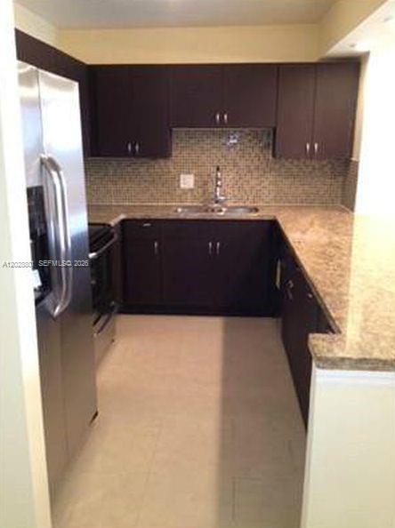 2500 Parkview Dr 307