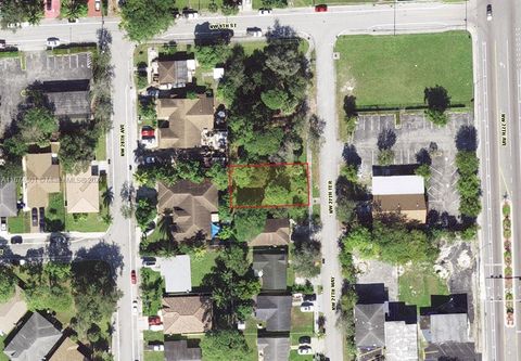 867 NW 27th Ter Fort Lauderdale FL 33311