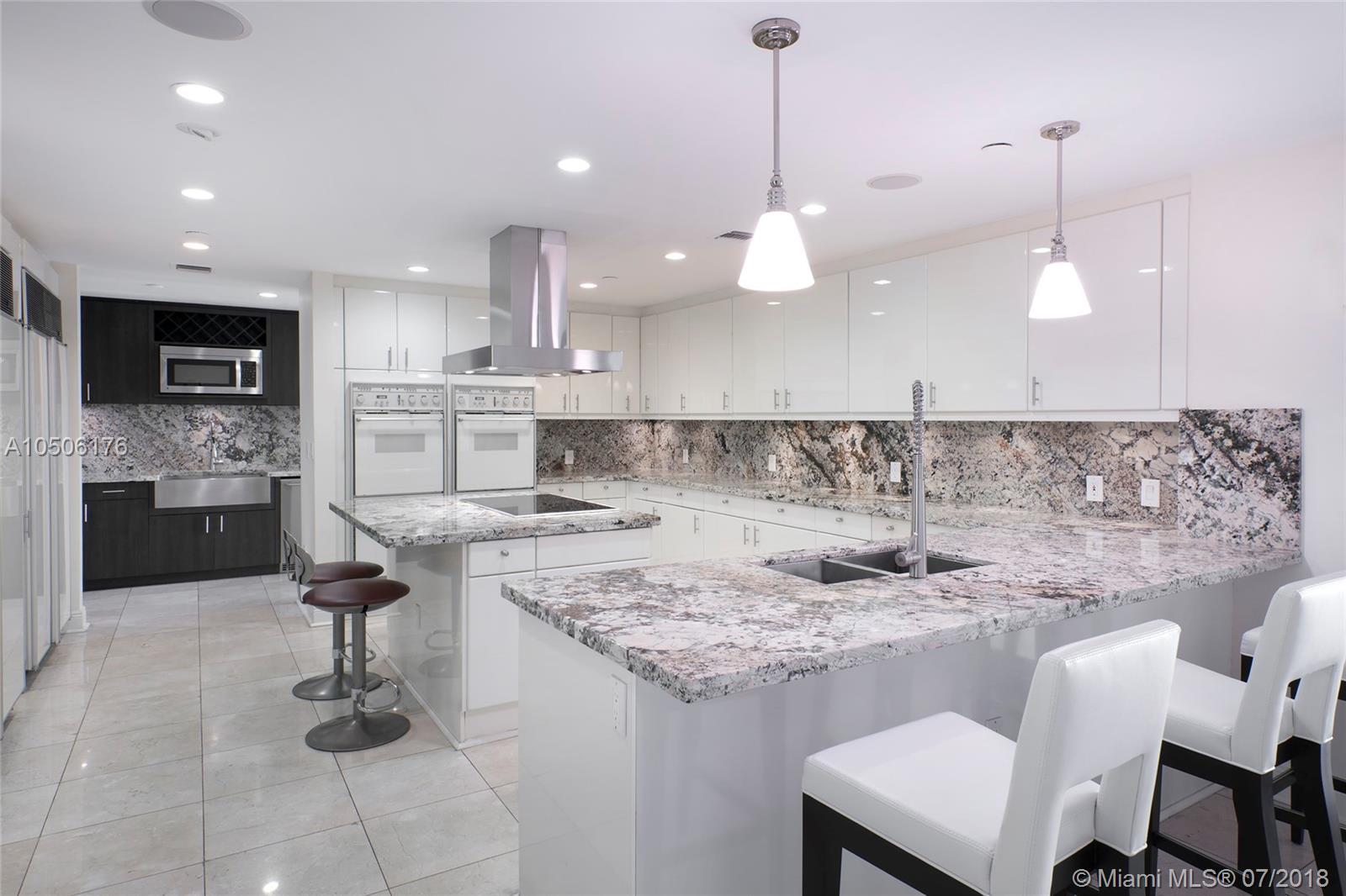 OCEANSIDE @ FISHER ISL CO - Residential