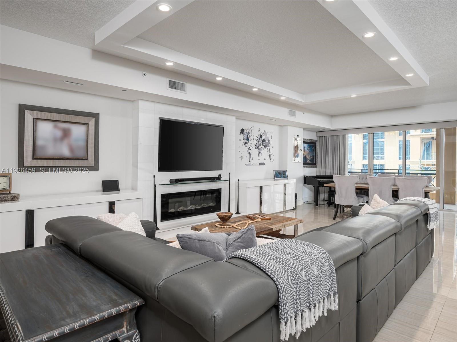 3415 N Ocean Drive 605