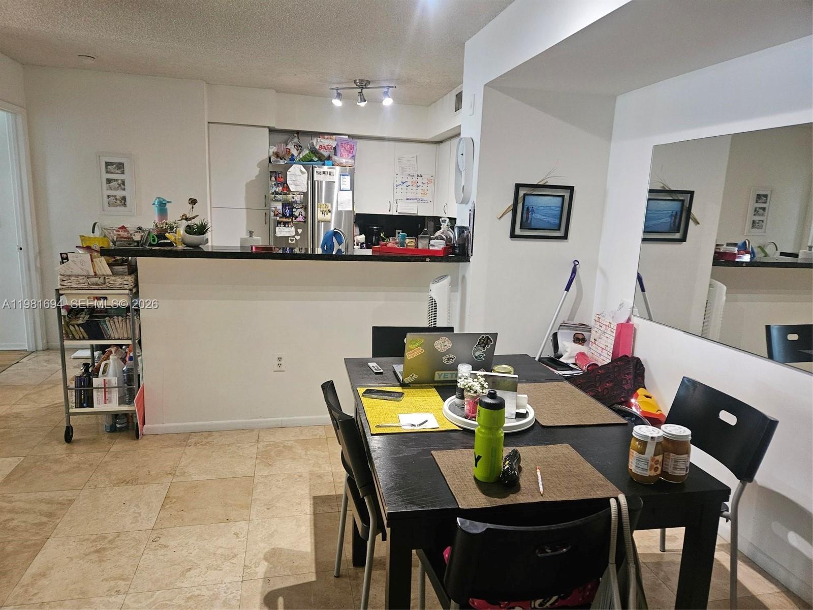 THE YACHT CLUB AT AVENTURA - Residential