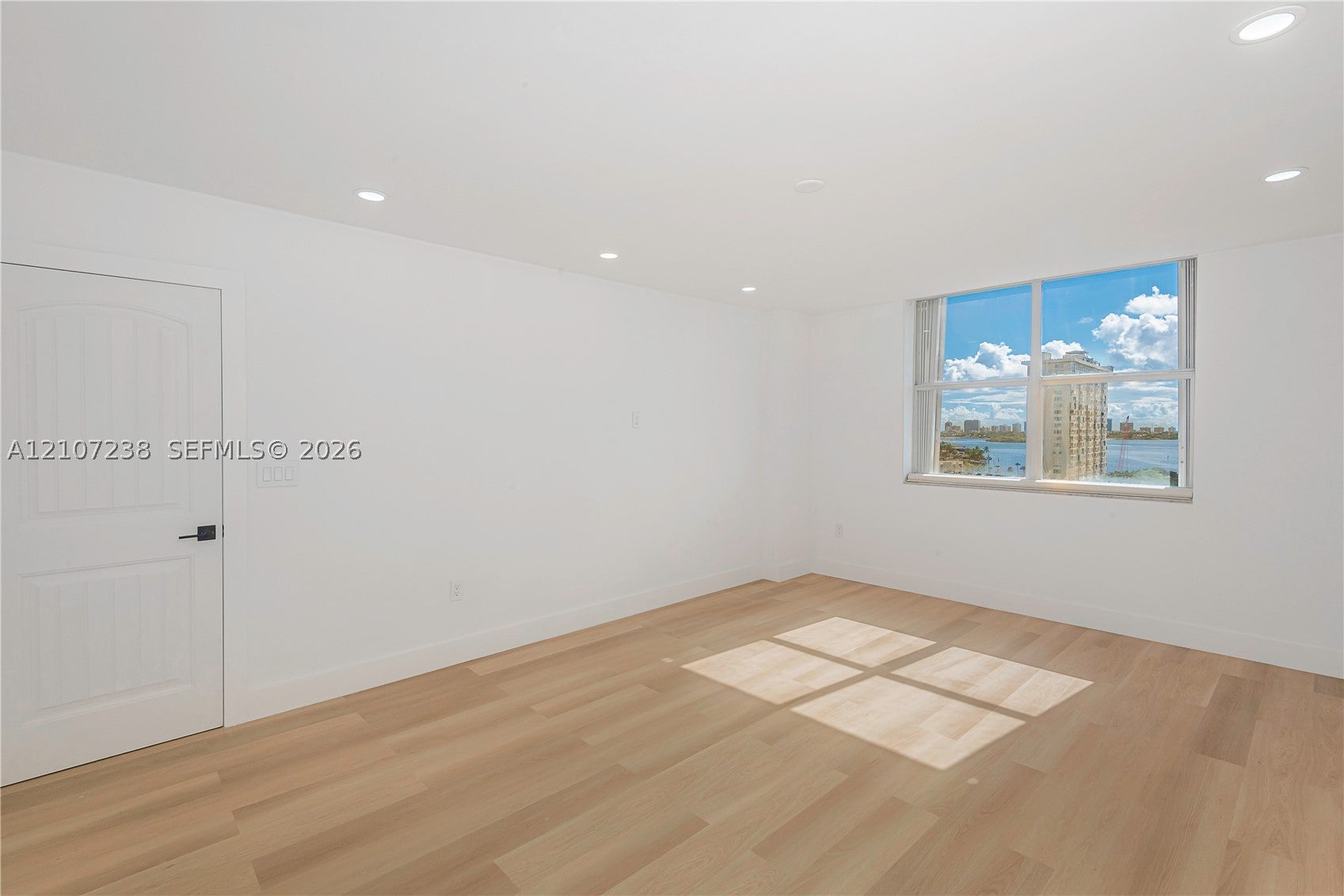 11111 Biscayne Blvd 1125