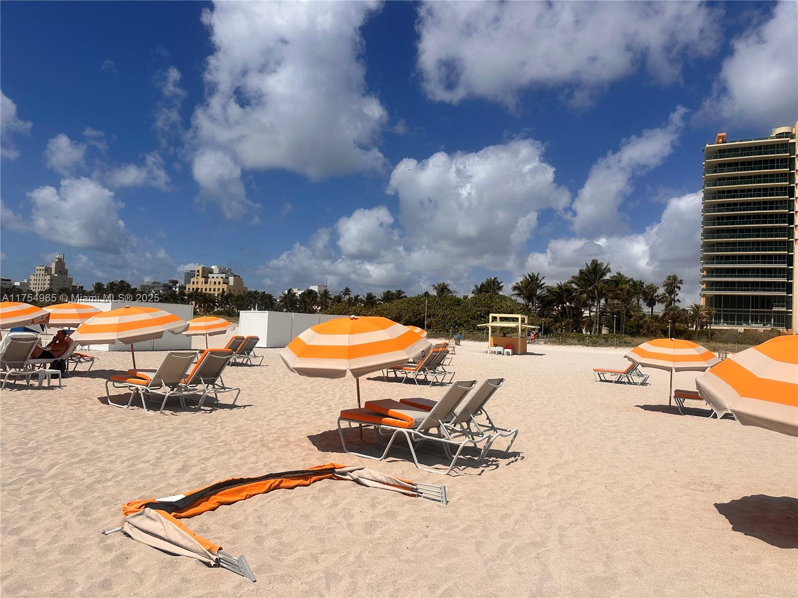 1437 Collins Ave 321, Miami Beach, Miami-Dade County, Florida - 2 Bathrooms - 