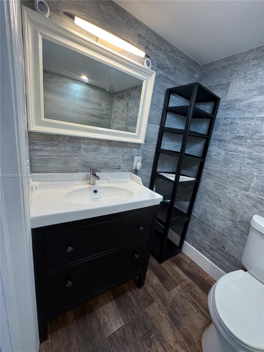 DICKENS GARDENS CONDO - Residential Lease