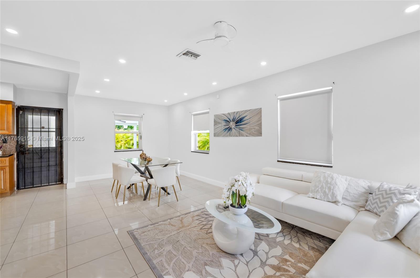 CARL BYOIR - Residential Lease