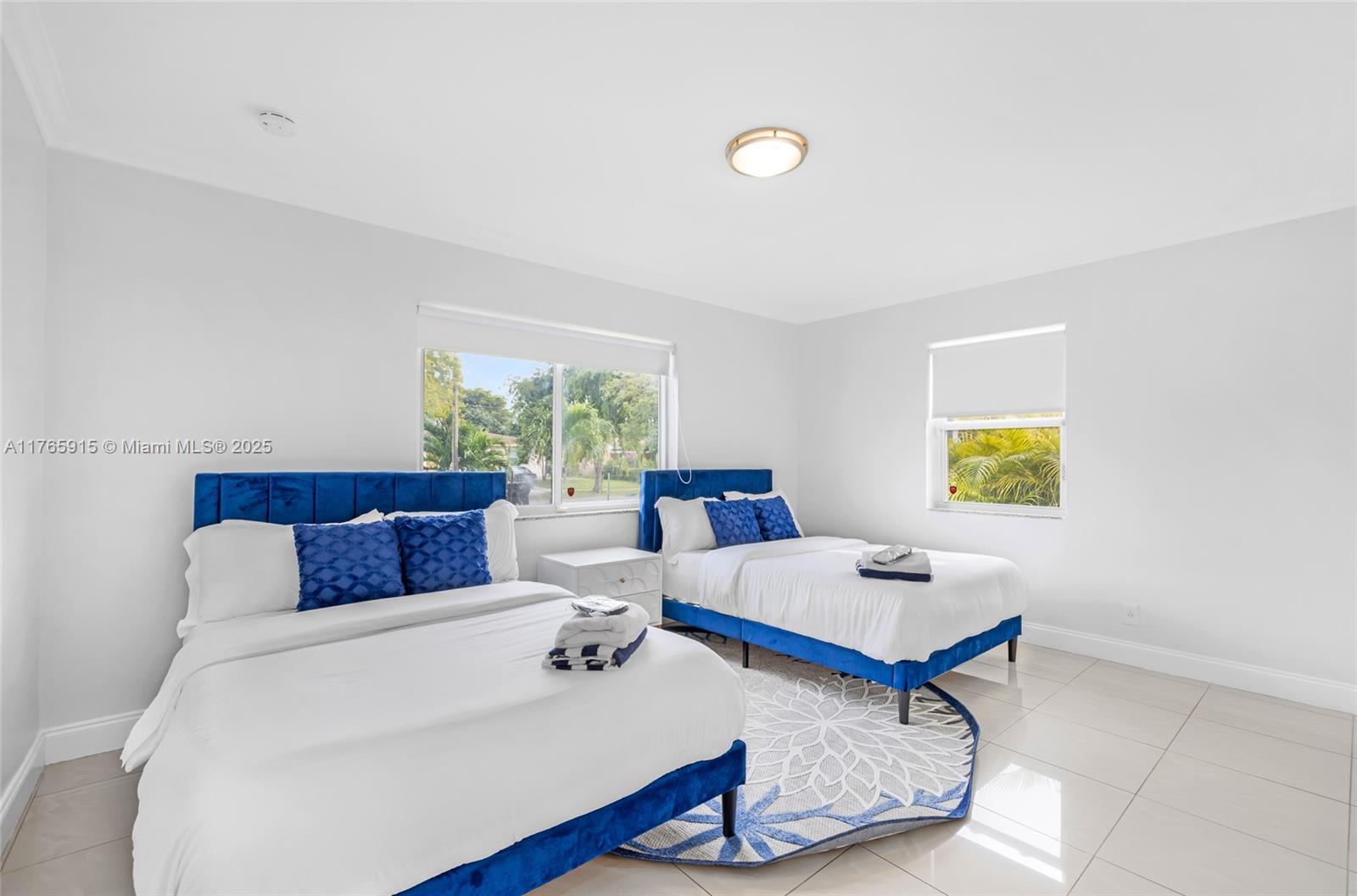CARL BYOIR - Residential Lease