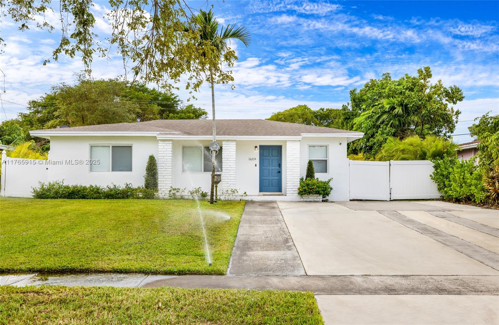 Rental Property at 16234 Ne 9th Pl, North Miami Beach, Miami-Dade County, Florida - Bedrooms: 3 
Bathrooms: 2  - $3,900 MO.