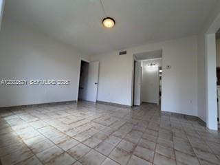 HAILEAH 7TH ADDN - Residential Lease