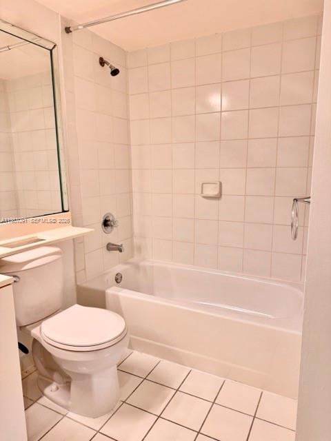 PARC CENTRAL AVENTURA SOU - Residential Lease