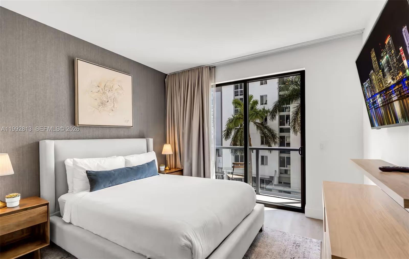 SMART BRICKELL - Residential