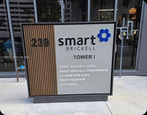 SMART BRICKELL - Residential