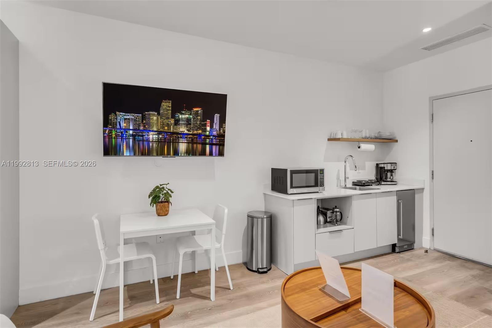 SMART BRICKELL - Residential