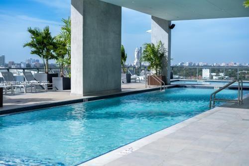 SMART BRICKELL - Residential