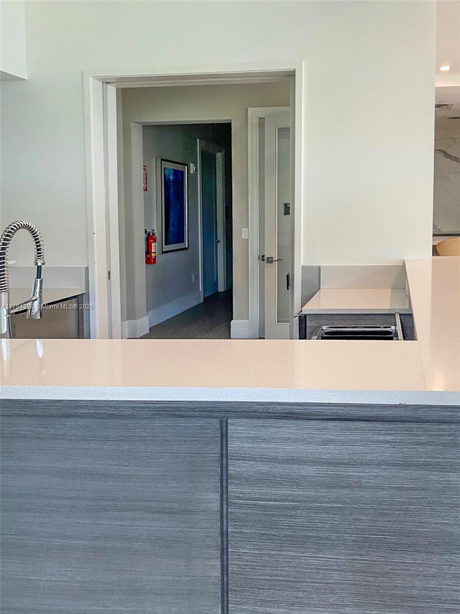 DOWNTOWN SOUTH DORAL - Residential