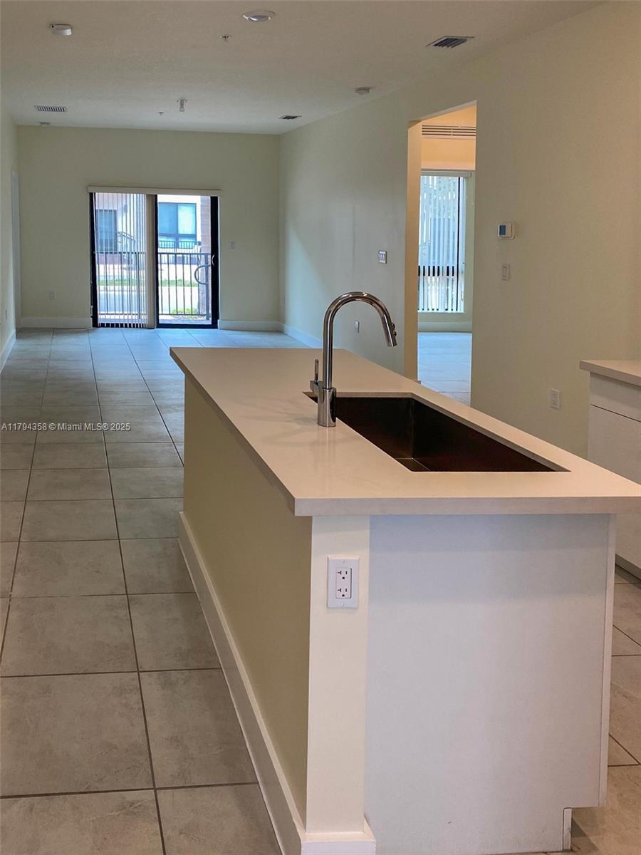 Property for Sale at 8301 Nw 41st St B107, Doral, Miami-Dade County, Florida - Bedrooms: 3 
Bathrooms: 2  - $629,000