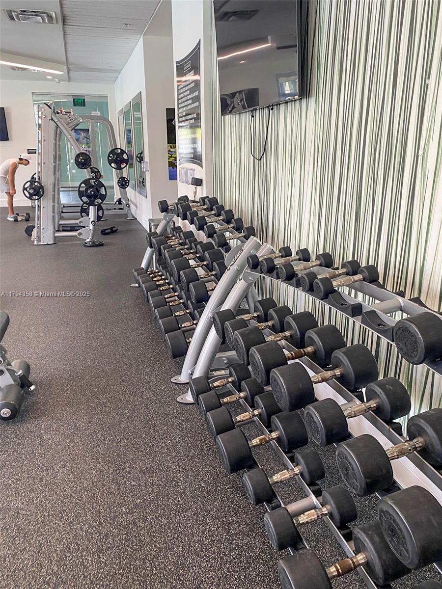 DOWNTOWN SOUTH DORAL - Residential