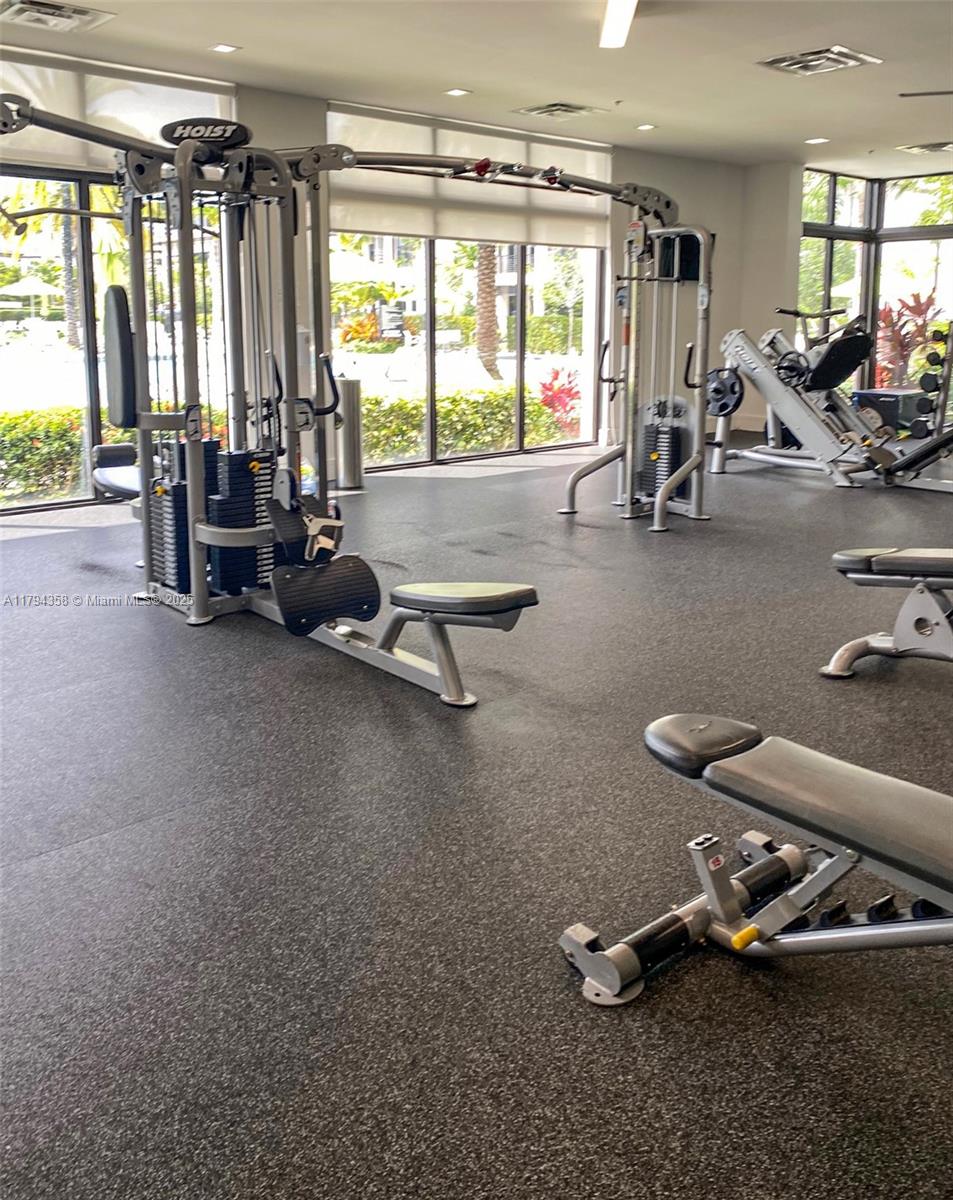 DOWNTOWN SOUTH DORAL - Residential