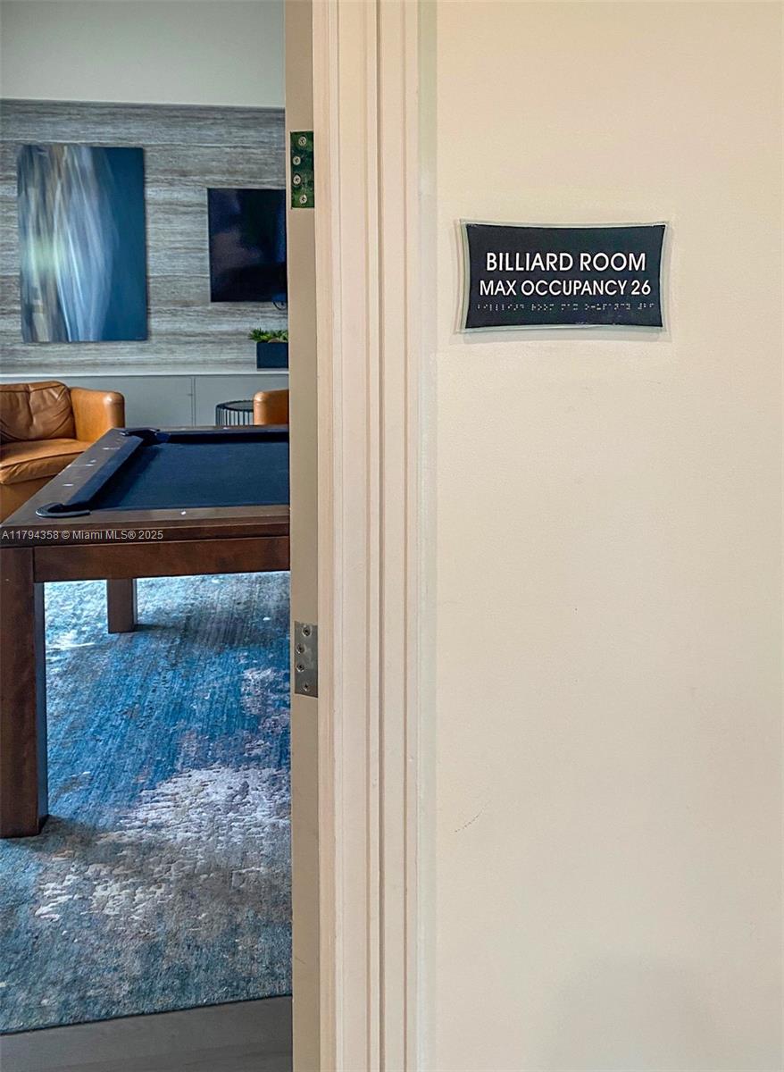 DOWNTOWN SOUTH DORAL - Residential