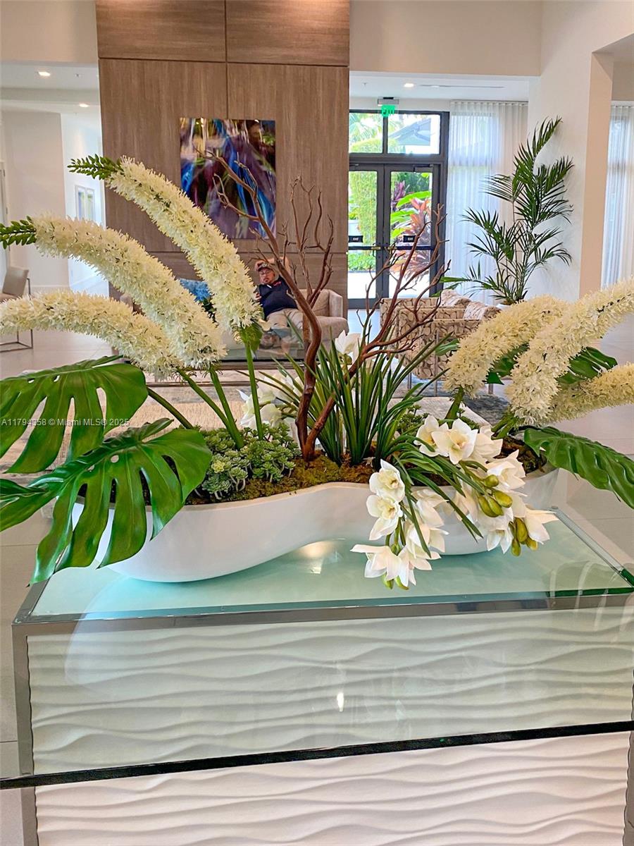 DOWNTOWN SOUTH DORAL - Residential