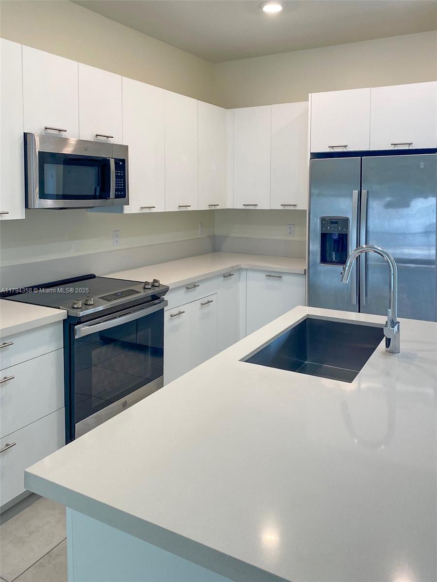 8301 NW 41st St B107