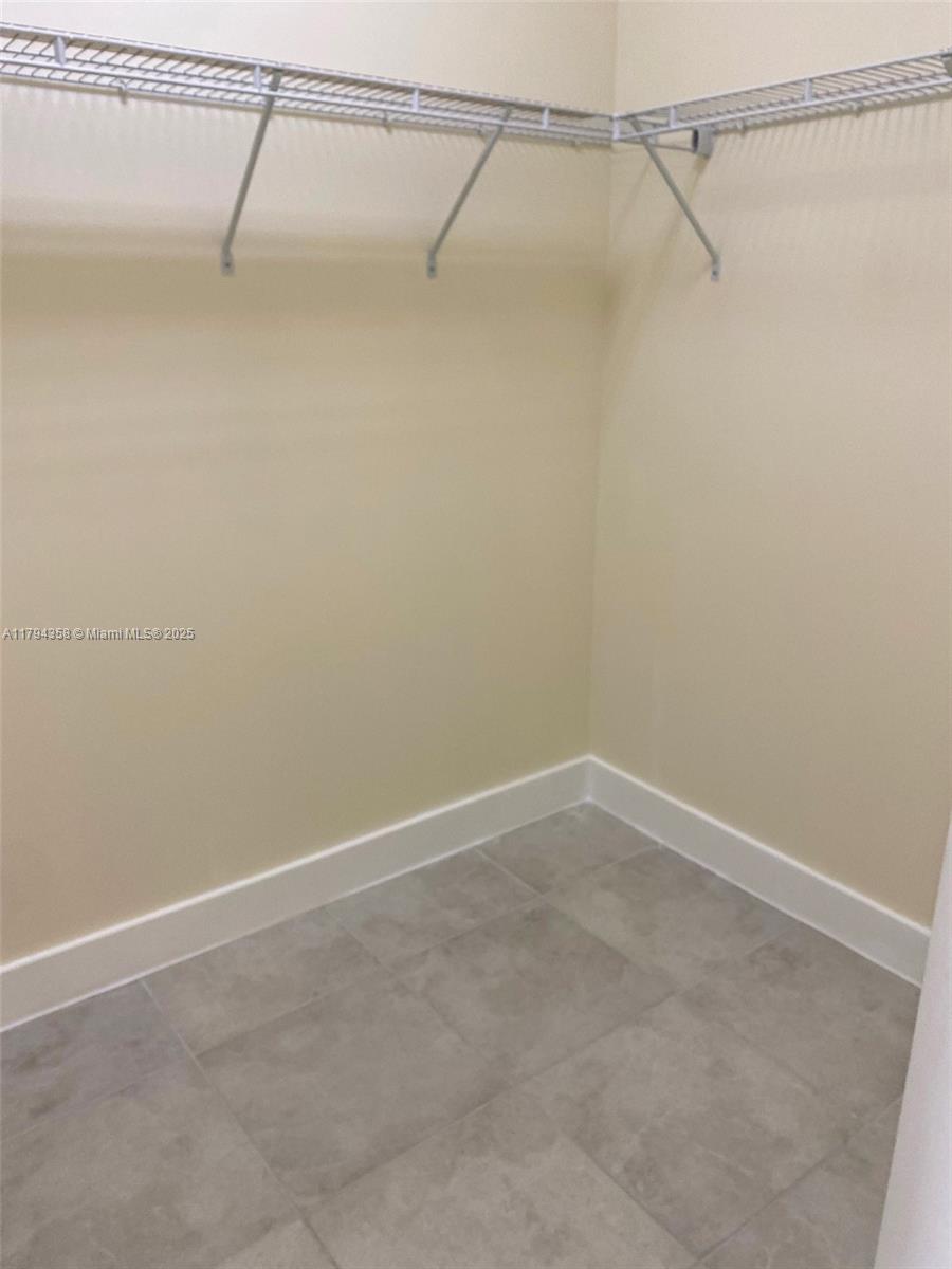 DOWNTOWN SOUTH DORAL - Residential