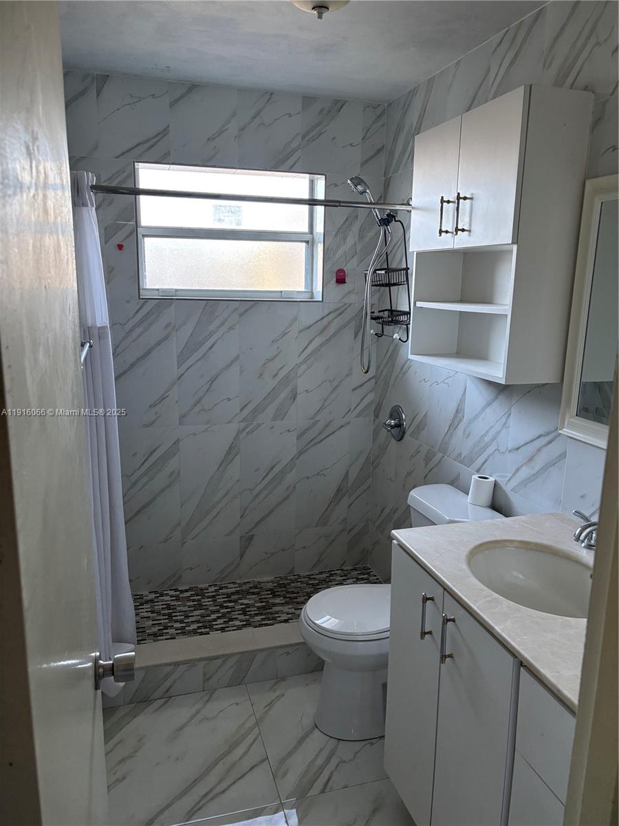 HIGHLAND MANOR SEC 6 - Residential