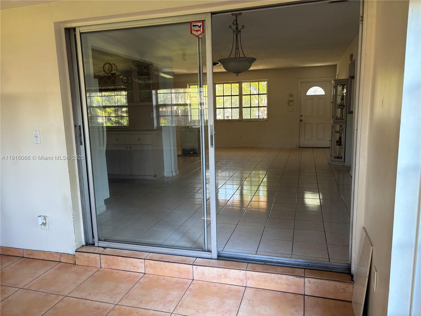 HIGHLAND MANOR SEC 6 - Residential