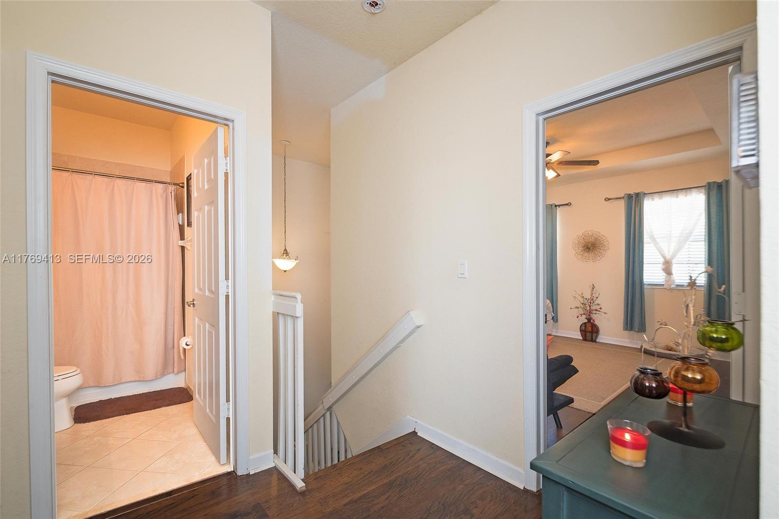 BAYWINDS OF GALAPAGOS - Residential