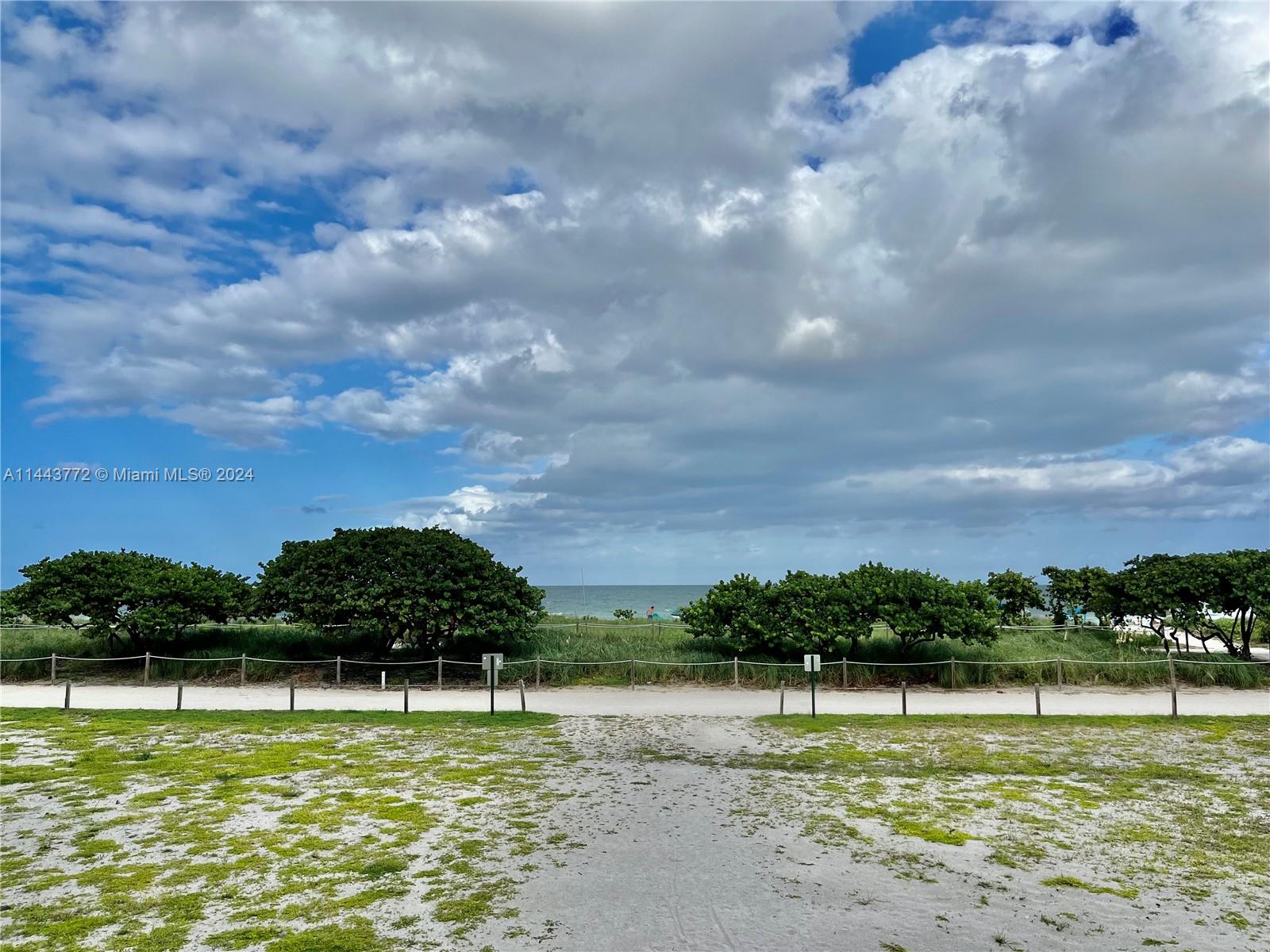 MANATEE CONDO - Residential Lease