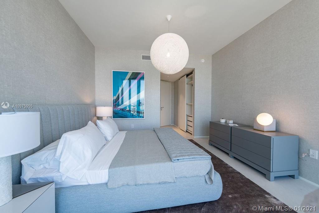 ONE THOUSAND MUSEUM - Residential