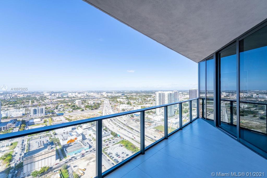 ONE THOUSAND MUSEUM - Residential