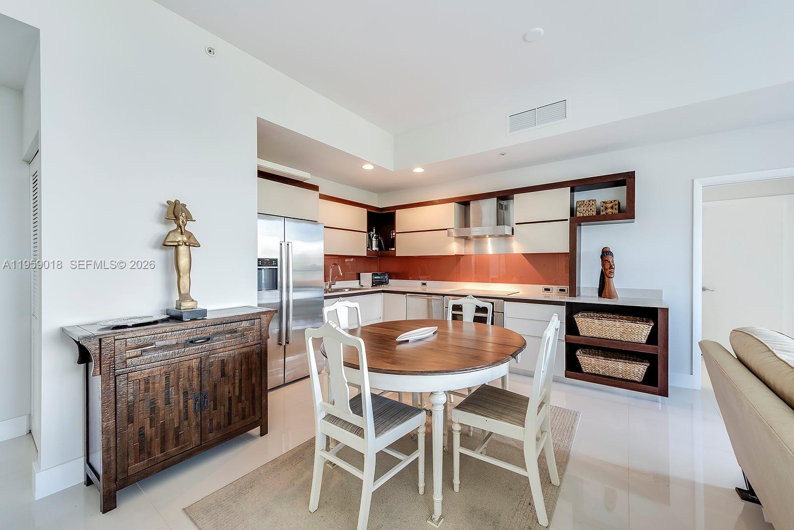 ARTEPARK SOUTH CONDO - Residential