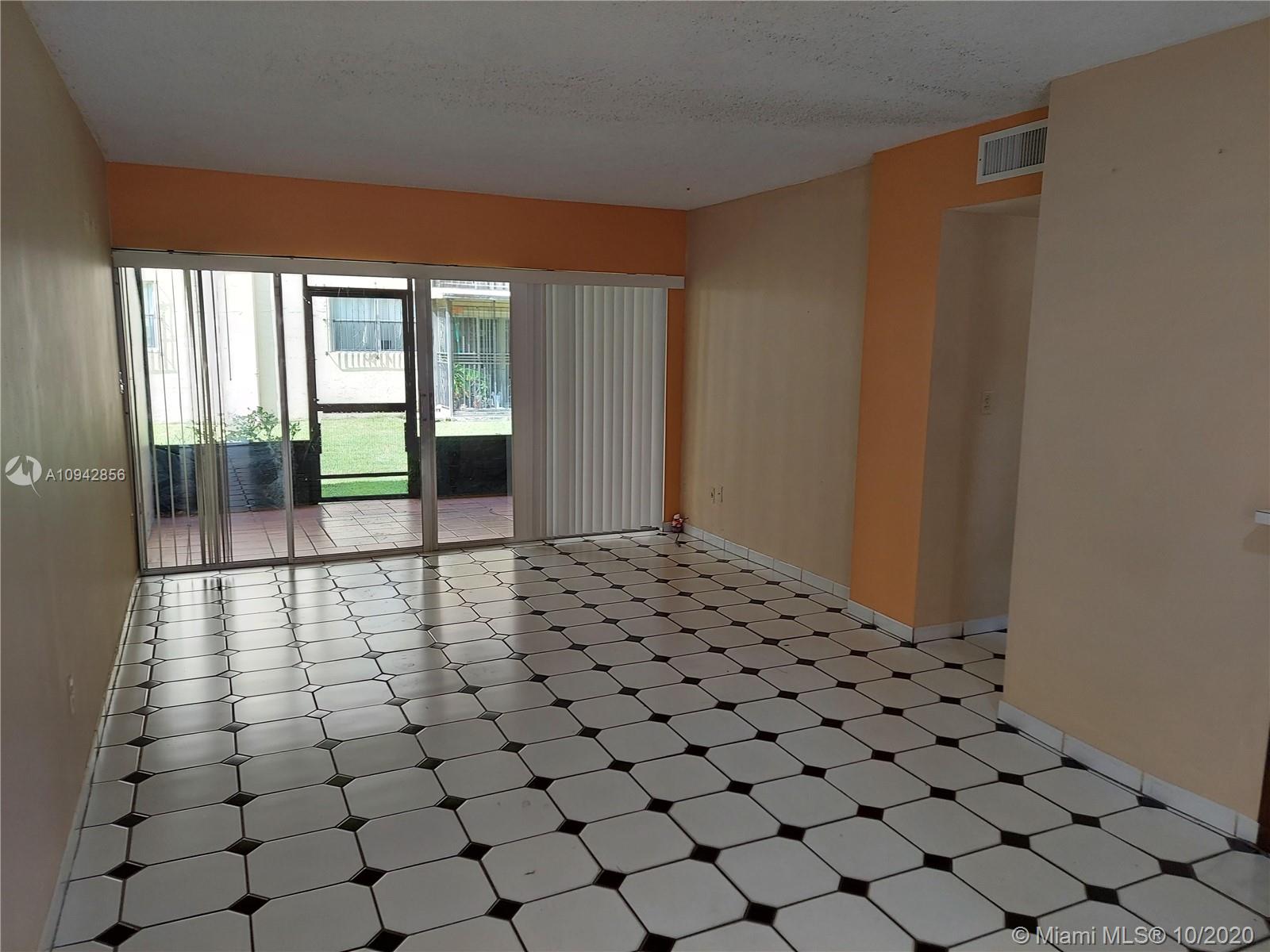 PINESIDE CONDO NO 1 - Residential