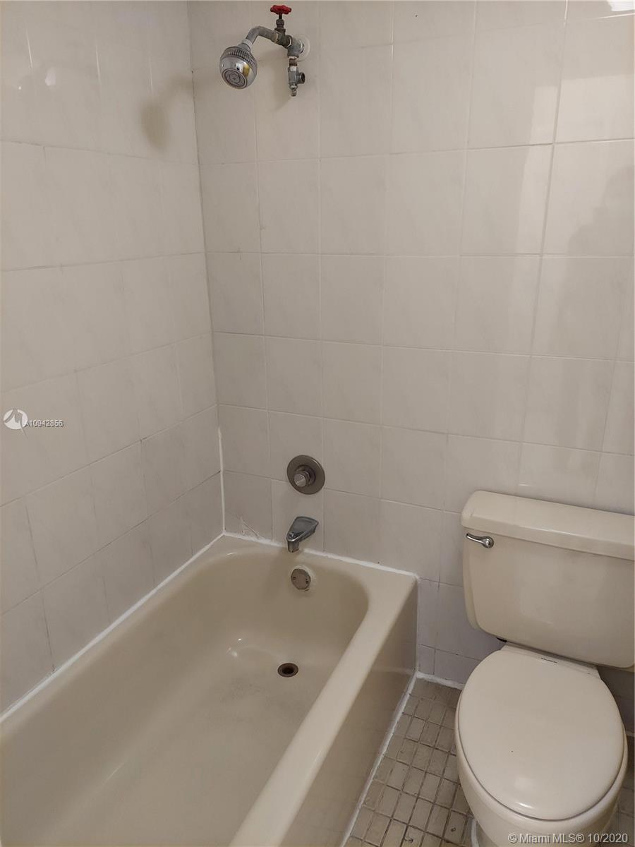 PINESIDE CONDO NO 1 - Residential