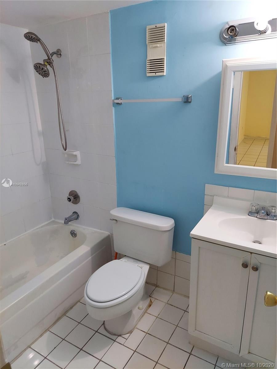 PINESIDE CONDO NO 1 - Residential