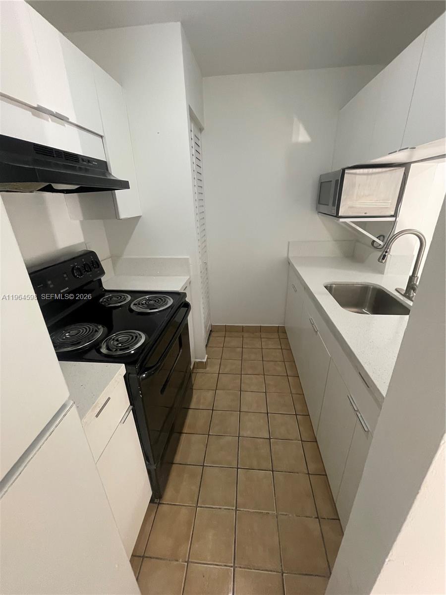 9700 Hammocks Blvd 204