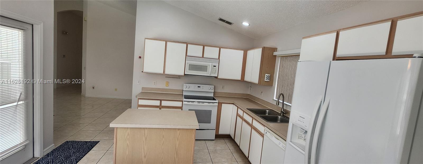 Hampton Estates - Residential Lease